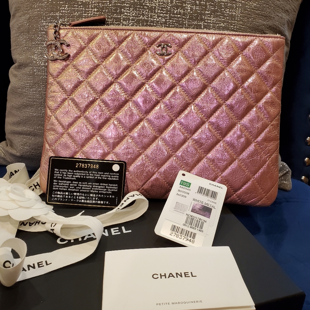 💕SOLD💕2 Tracy💖Chanel Irid. Crumpled Lambskin